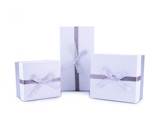 White Gift Packing Box